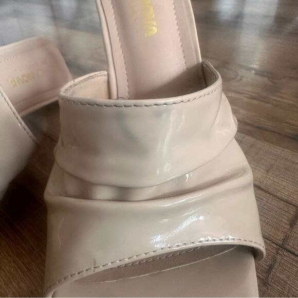 Fashion Nova Amala Patent Cinched Toe Slip On Heels Size 8.5 - Picture 15 of 16